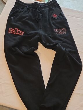 Cloak Black Men's Graphic Joggers